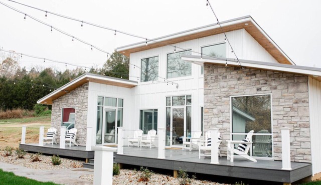 Bloomsdale Suite at Baetje Farms