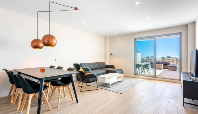 Blossom - Modern 2 bedroom apartment within walking distance to Benalmadena Pueblo
