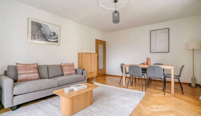 Blossom Suite · Grosse 3-SZ Wohnung in Wipkingen