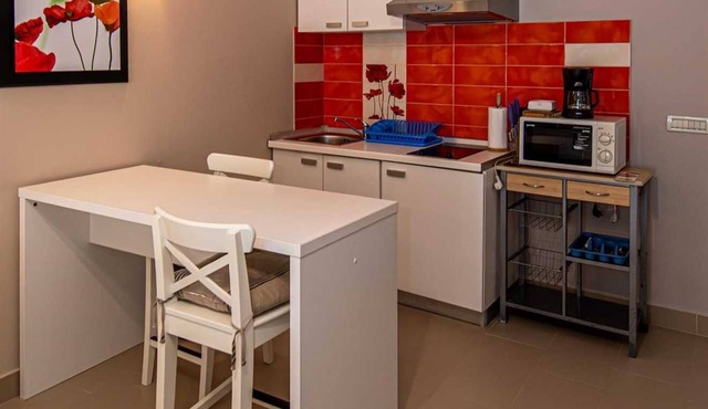 BLU Studio Apartment with Balcony 3