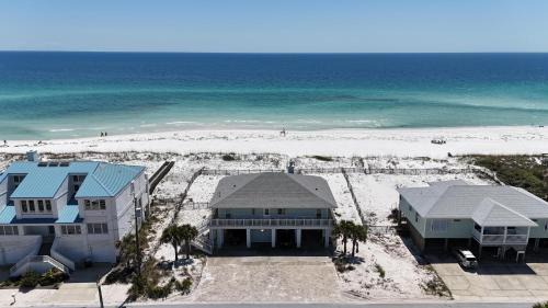 Blue Angel, Blue Angel -Gulf Front, Beautiful Views! Great for Families!