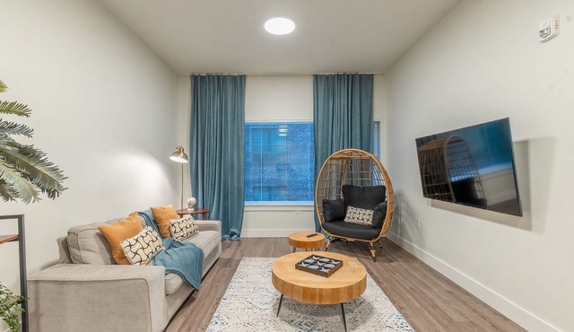 Blue Breakaway with Free Parking & Sleeps 9!✨Book 7 days, Get 20% OFF!✨