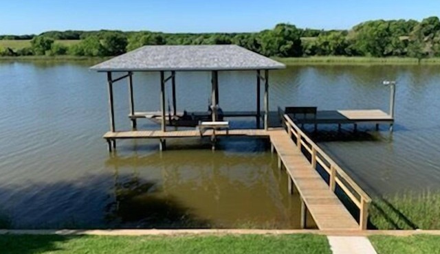 Blue Breeze located in Oyster Creek