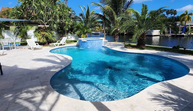 Blue Buddha Beach - Private Pool/Spa & Home Cinema