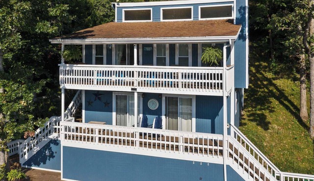 Blue Bungalow|3bed|2bth|Lake Views|Dock