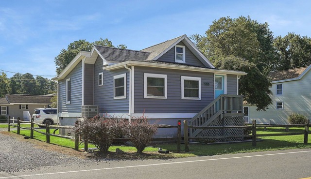 Blue Crab Bungalow | In-Town Chincoteague Retreat w/Enclosed Porch, EV Charger & Pet Friendly