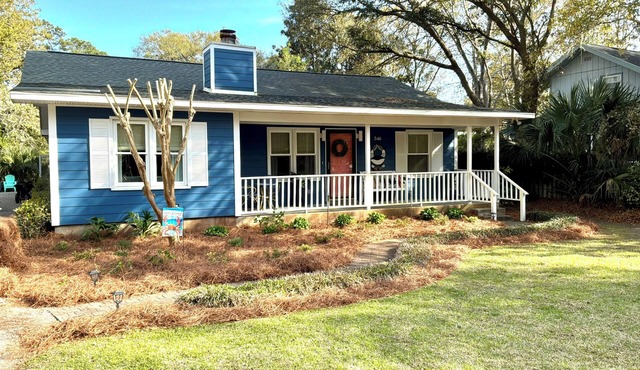 Blue Crab Trap, charming 3 bd home with outdoor entertaining in Pawleys Island
