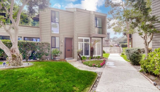 Blue Fin Townhouse for perfect coastal getaways