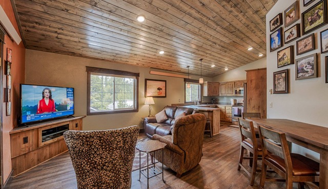 Blue Grouse Vacation Rental -