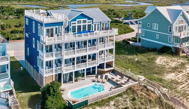 Blue Haven 10 Bedrooms, 11.5 Bathrooms, 18 Beds & Sleeps 31