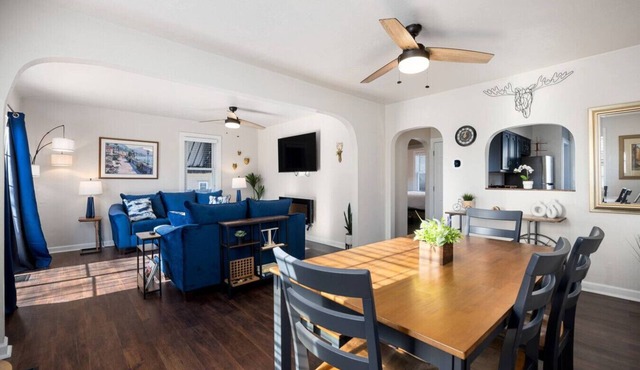 Blue Haven Cottage | Spacious 2BD in the Heights