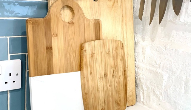 Blue Haven - funky, modern, central, sophisticated, 3 bedroom house!