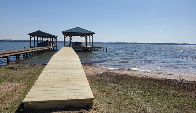 Blue Haven Lake Palestine Tx , Dock with Sundeck Sleeps 6