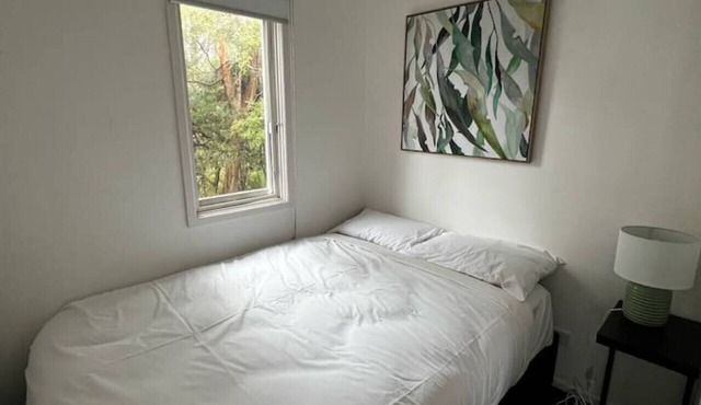 Blue Haze Retreat - studio with kitchenette