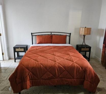 Blue Heron Bridge Hotel and Dive Club