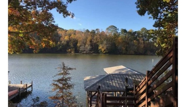 Blue Heron Bungalow with DEEP WATER and all the fun LKT has to offer!!