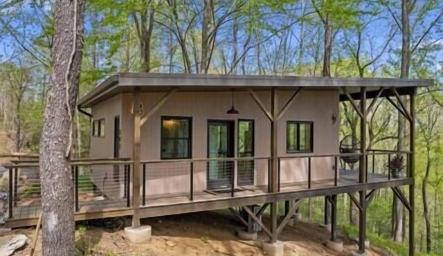 Blue Heron Hideaway at French Broad River Farms