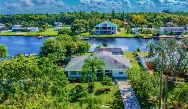 Blue Heron House | Private 4 BR Waterfront w/Heated Pool and Fire Pit