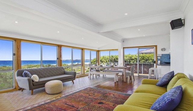 Blue Horizon at Culburra Beach