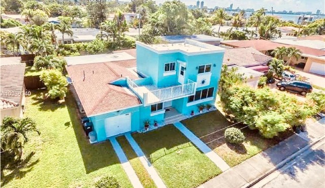 Blue House Miami