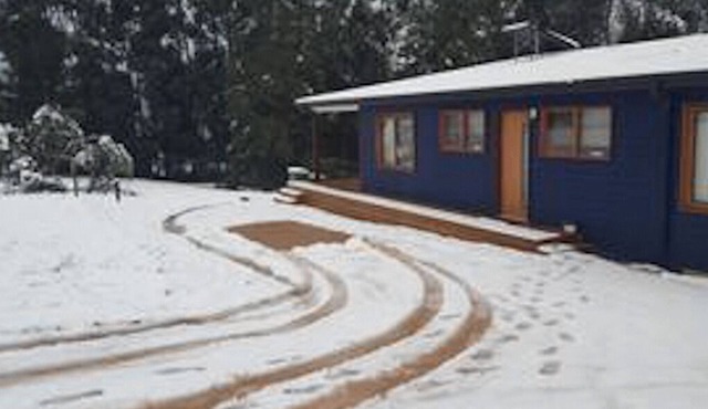 Blue House - Private creek and summer vibes!