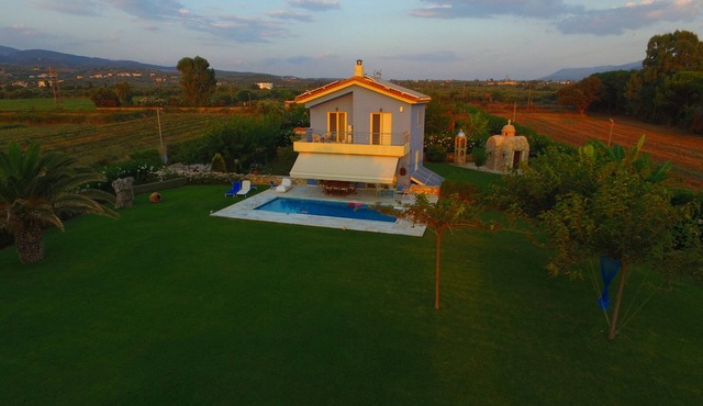 Blue Indigo Luxury Villa, Dimitras Villas, Kalo Nero, Messinia