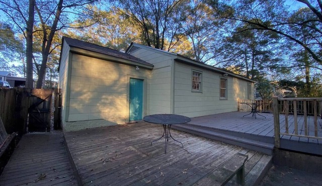 Blue Jay House in North Fondren - Comfortable & quiet 2 BR/1 BA