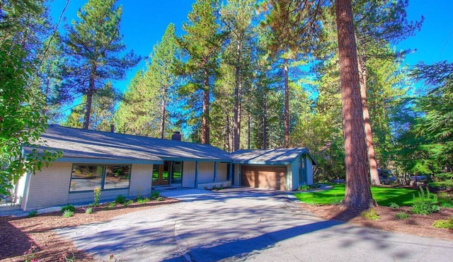 Blue Laulea - Great Home With a Hot Tub