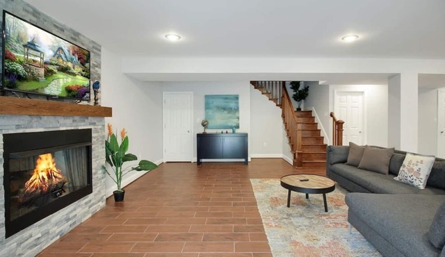 Blue · Luxury | Retreat | Relax | 5 bedrooms | Views