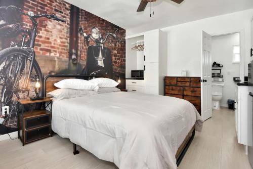 Blue Mist Motel - Room #8