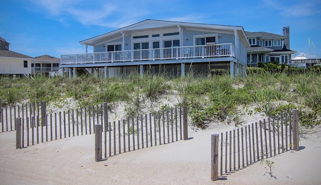 Blue Moon Cottage by Sea Scape Properties