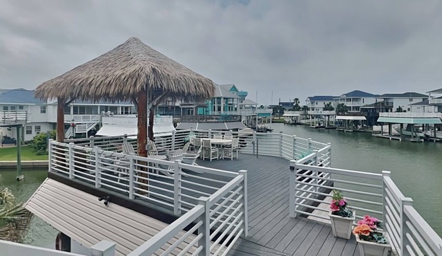 Blue Moon | Waterfront Home near the Beach.