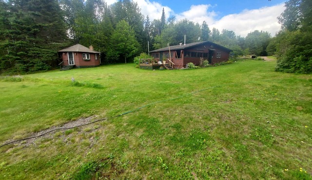 BLUE MOOSE LODGEnGrand MaraisnRUSTIC CABIN on Devil Track Lake