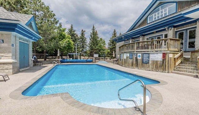 Blue Mountain Studio Oasis