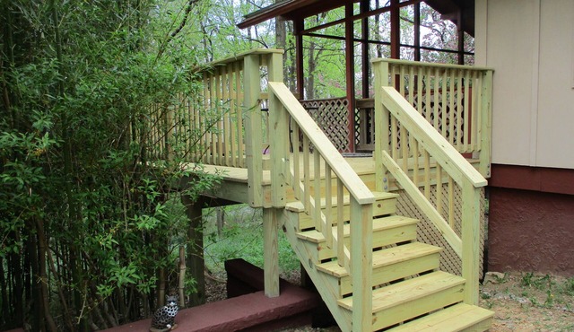 Blue Mountain Cabin, secluded, perfect for couples, near main road