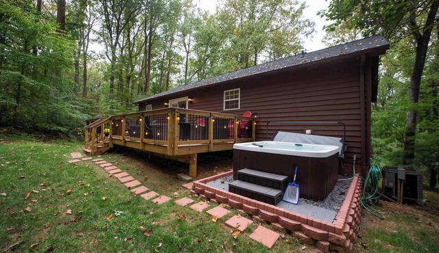 Blue Mountain House - Hot Tub, Grill, Fire Table