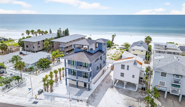 Blue Pearl Beach House | Beachfront with Private Pool