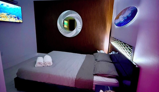 Blue pearl suite