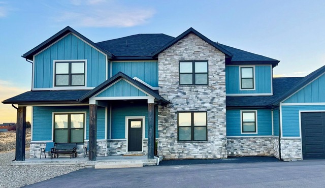 Blue Raspberry Retreat Luxury Home in The Reserve