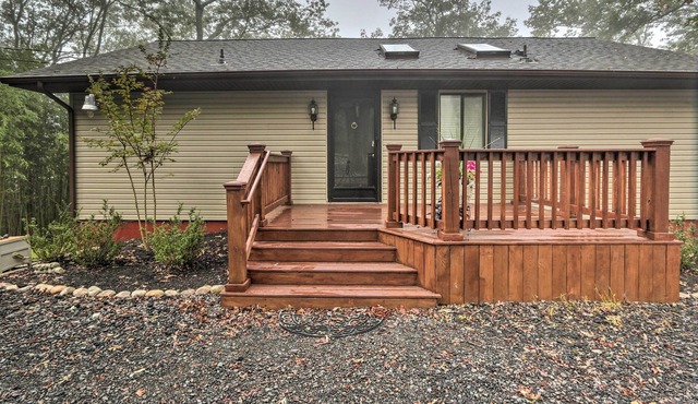 'Blue Ridge Acres', Riverfront Home w/ Deck