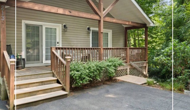 Blue Ridge Bungalow with Hot Tub