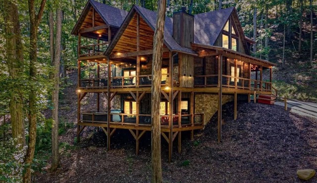 Blue Ridge Lake Retreat w/Hot Tub + All King Beds