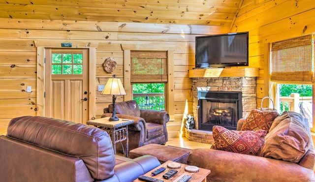 Blue Ridge Mountain Gem w/Deck & Community Perks