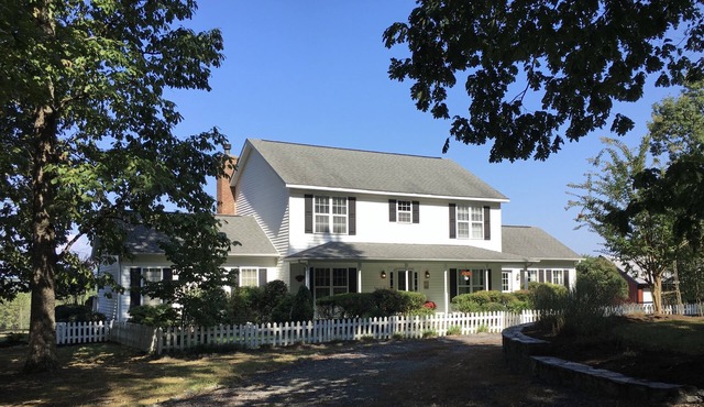 Blue Ridge Mountain House Getaway!