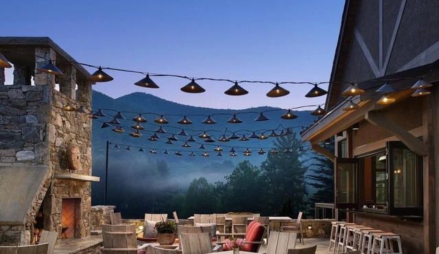 Blue Ridge Mountain Retreat at Springdale Resort, Canton, NC