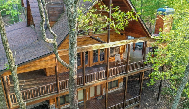 Blue Ridge Mountain Serenity at The Summit: Hot Tub, Tubing & Hiking Trails