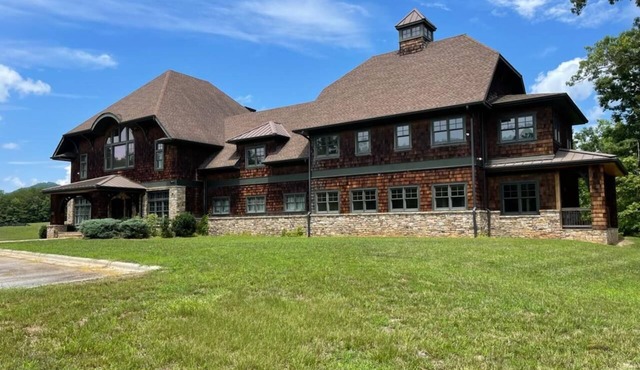 Blue Ridge Mountain Lodge - Asheville DIY Wedding.