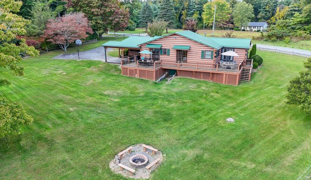 Blue Ridge Parkway House w/Mountain Scenery!