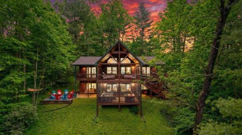 Blue Ridge Retreat - Sauna - Hot Tub - Firepit