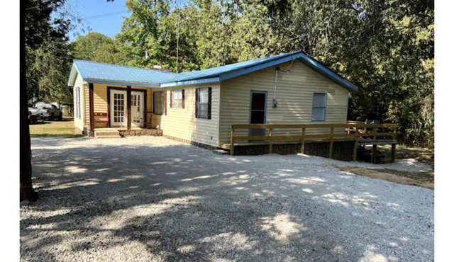 Blue Roof Cabin.